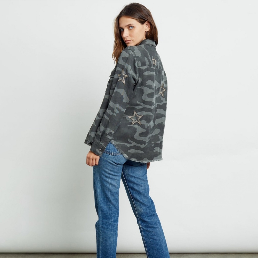 Rails Camo Star Raw Hem Button Front Top - image 3